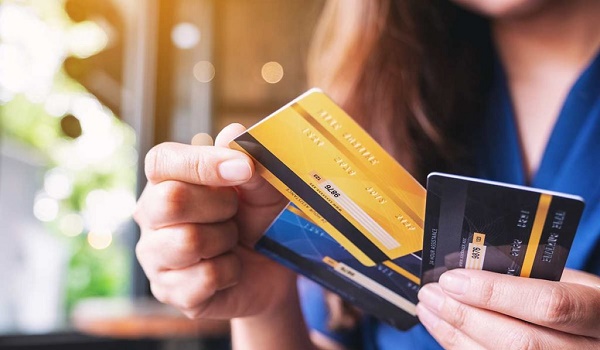 mejores tarjetas de crédito para puntaje de crédito menor a 599. 